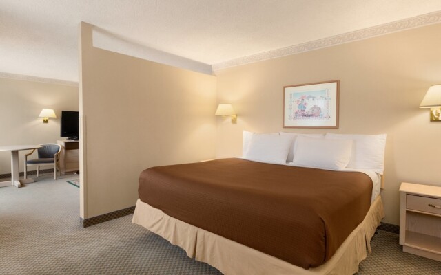 Travelodge Calgary University