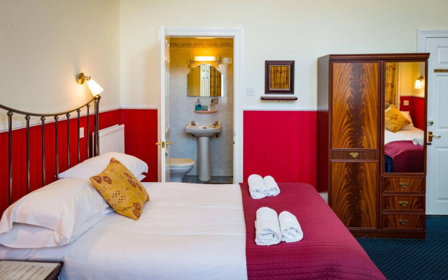 Strathallan Guest House