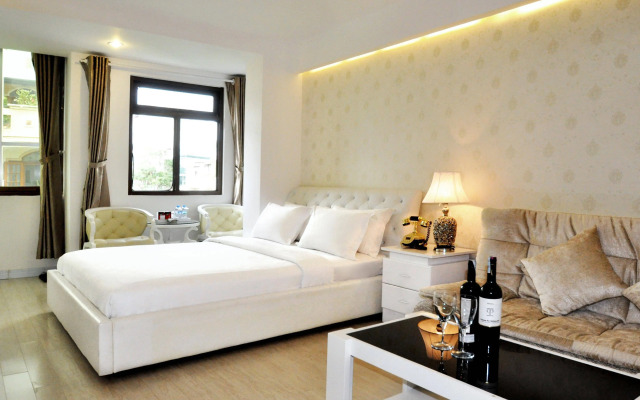 The White Hotel 1