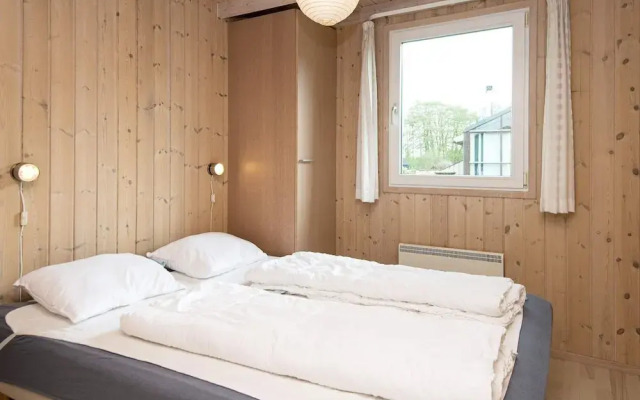 6 Person Holiday Home in Sjolund-by Traum