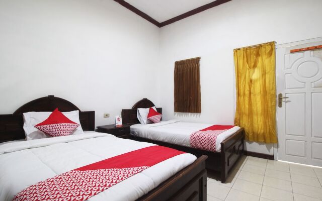 Hotel Lee by OYO Rooms