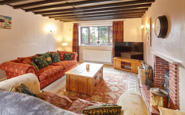 Host Stay Larpool Mews Holiday Home