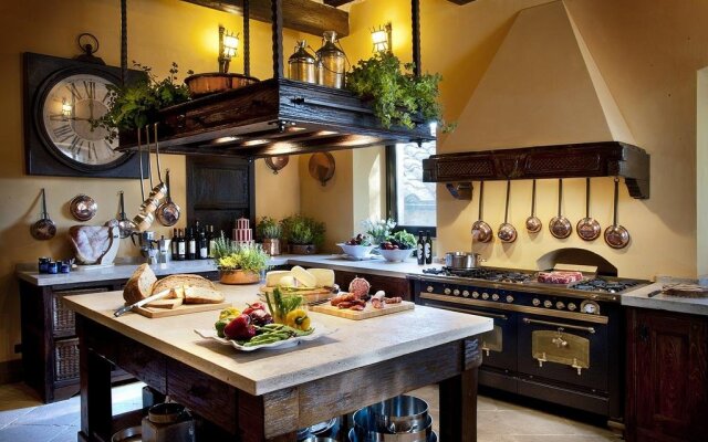 Castel Porrona Relais & Spa