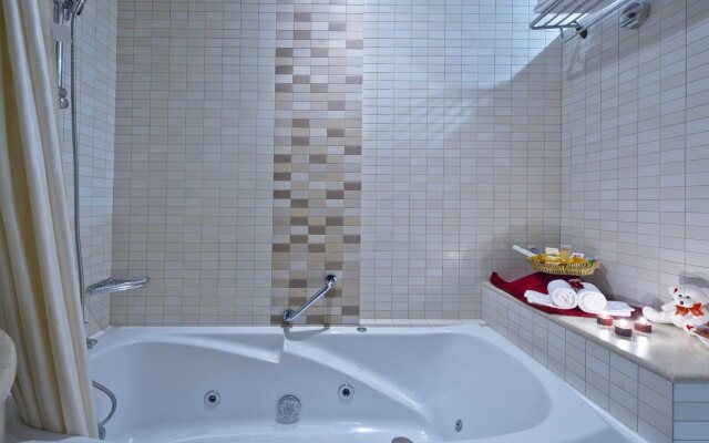 Excelsior Luxury Apartments