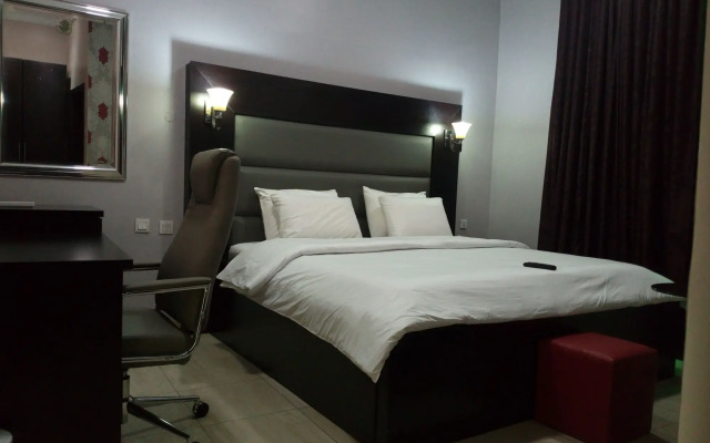 Somerset Suites