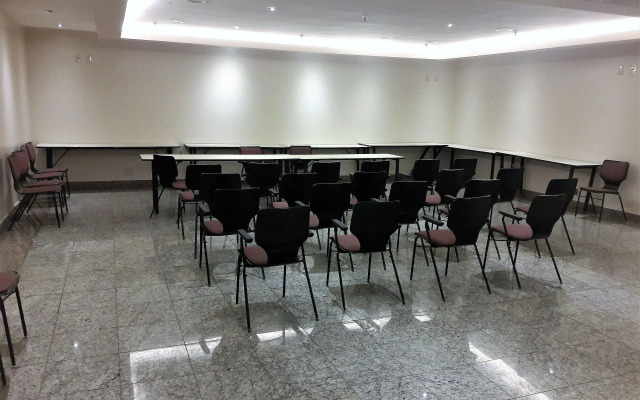 Mc Flats Country Residence Service