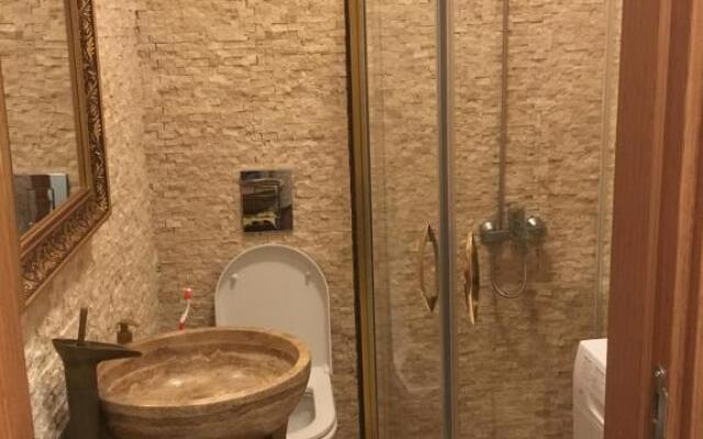 Old town kagitci apart