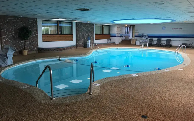 Four Points by Sheraton Milwaukee Airport
