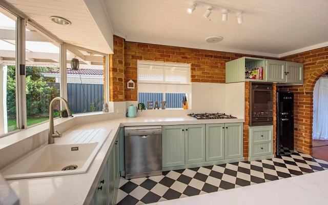 A Fairy Wren Cottage