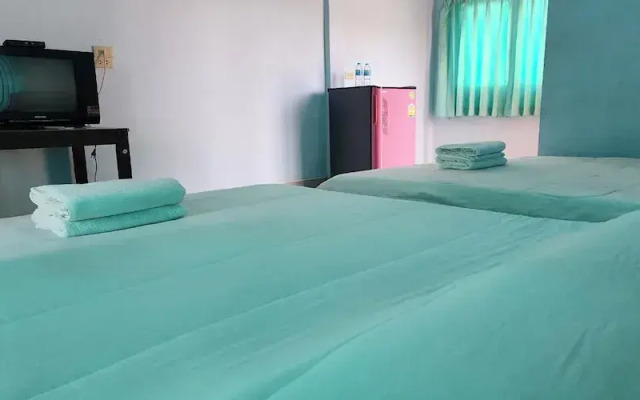 Chok Phikul Thong Resort