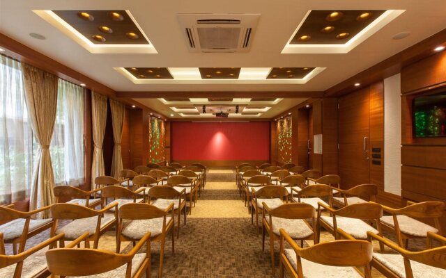 Hotel Cosmopolitan Ahmedabad