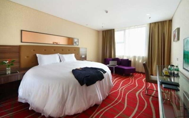 Holiday Inn Express Zhengzhou Nongye Road