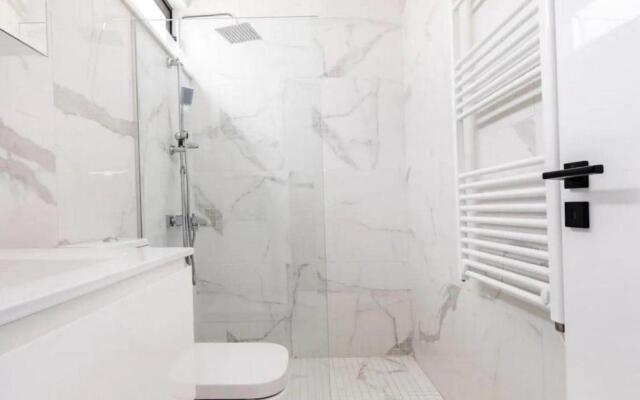 2Br Seaview