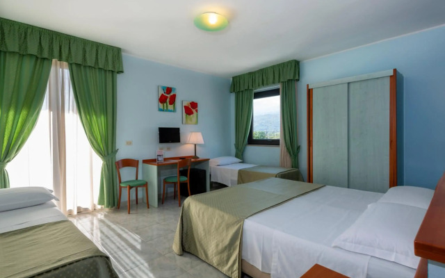 Atlantis Palace Hotel