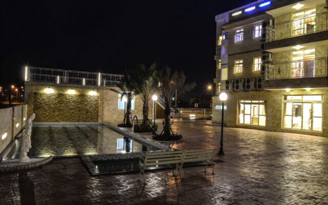 Season Villa