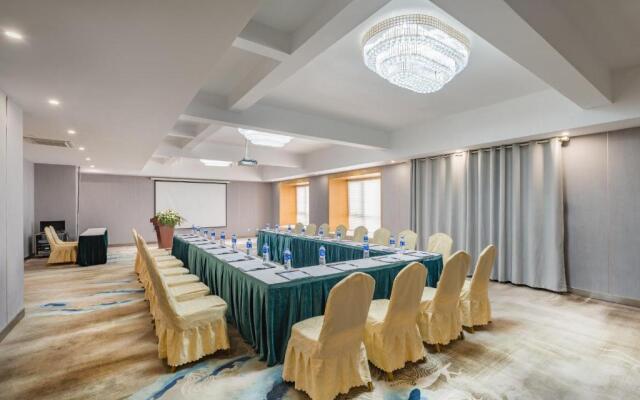 Holiday Inn Hotel and Suites Suzhou Yangcheng Lake by IHG