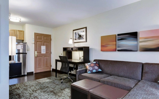 Staybridge Suites O'Fallon Chesterfield by IHG