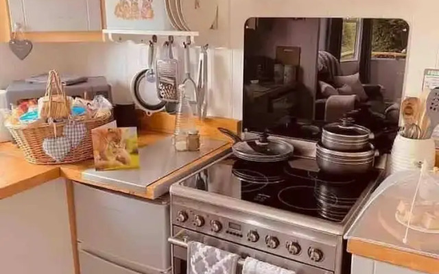 A Beautiful, Unique Lodge, Made for two