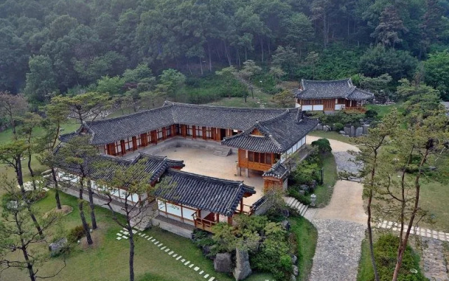 Royal Heritage Hotel -CHOSUN WANG GA - фото 3