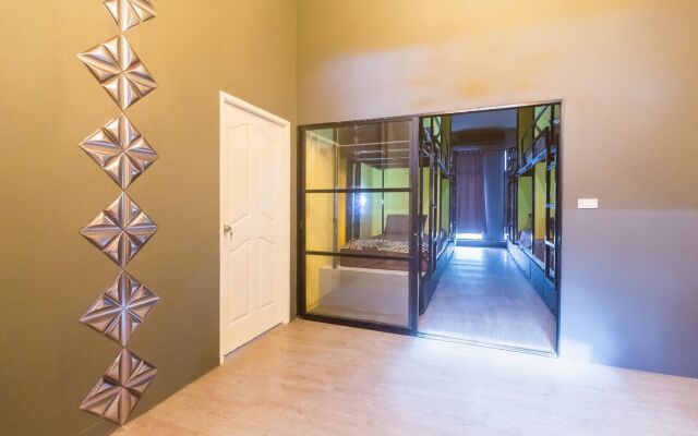 Iris hostel