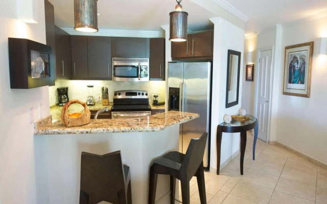 Sunny Vacation Villa 36