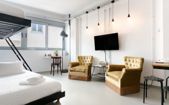 Monastiraki Factory Living