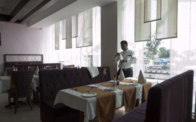 Hotel The Amaris