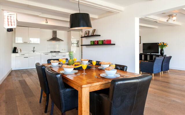 Amsterdam Centre Harbour Apartments