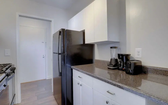 Executive Studio in Clarendon