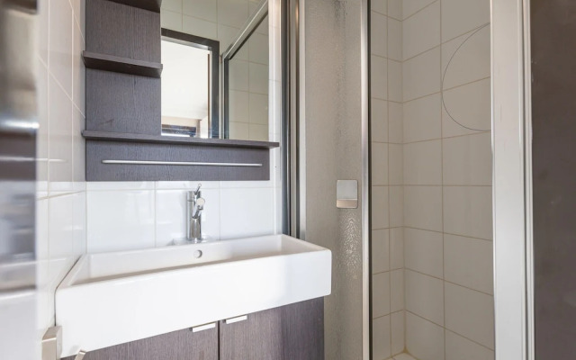 Corner Apartment Near the Center