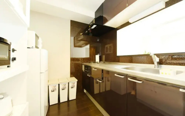 Sun Court Hondori Garden Hills