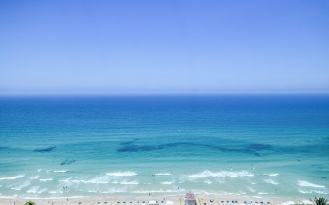 Netanya Panoramic Sea-View 4BR Apartment