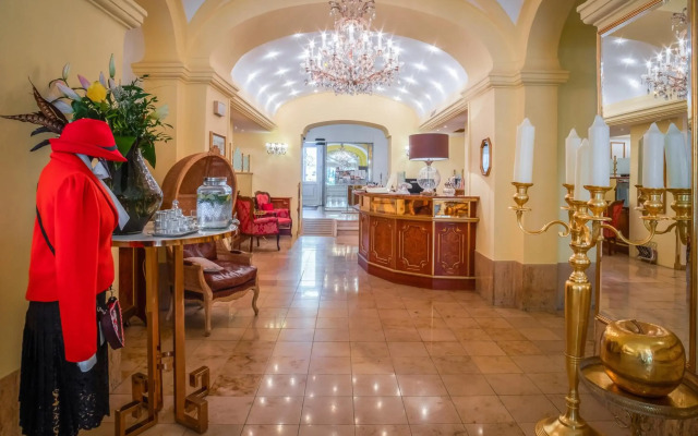 Schlosshotel Römischer Kaiser