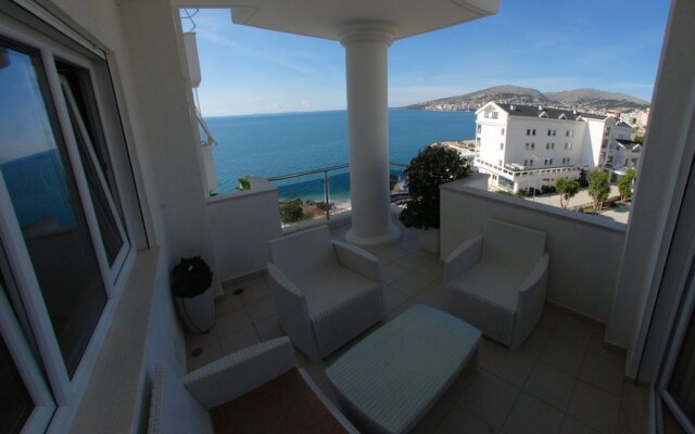 Limani Deluxe Apartments