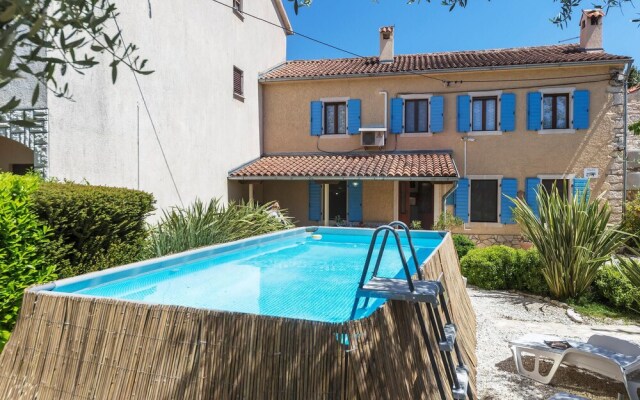 Amazing Home in Pula With 4 Bedrooms and Wifi