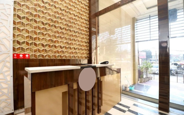 Oyo 22579 Azaad Lifestyle