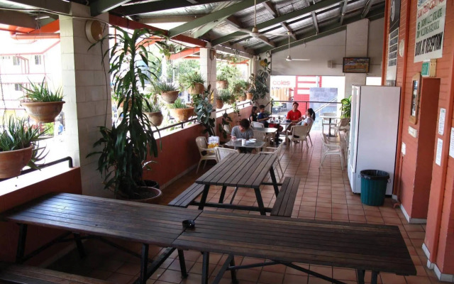 Chilli's Backpackers - Hostel