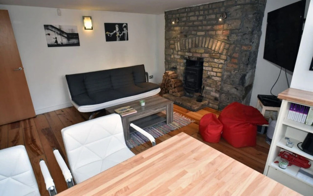 Spacious 3 Bedroom Family Home in North Strand