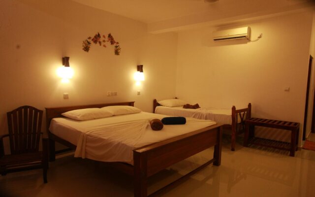 Mirissa Beach Inn