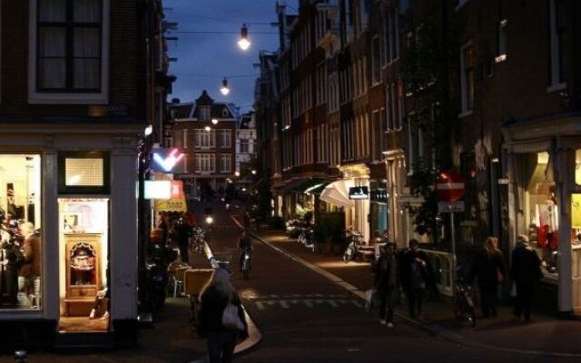 Home Run Amsterdam Bed & Breakfast