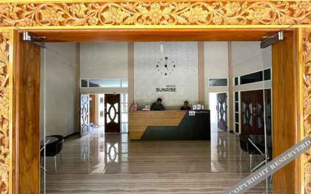 Sunrise Hotel Larantuka