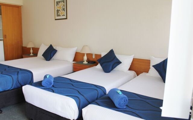 Tropical Gate Motor Inn