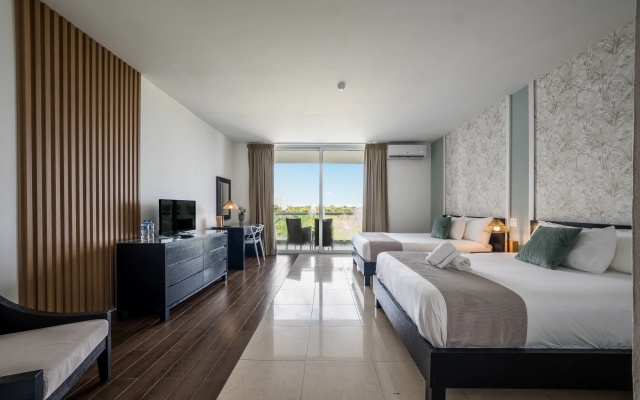 Playa Blanca Beach Resort - All Inclusive