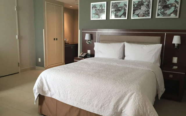 Hampton Inn by Hilton Merida