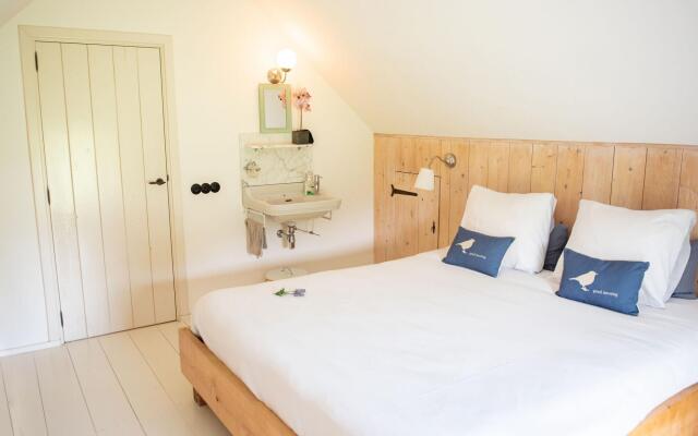 Beautiful Holiday Home In Lage Mierde near Forest