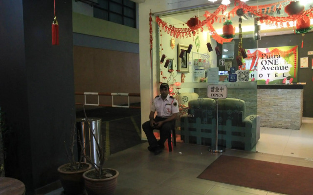 Putra One Avenue Hotel