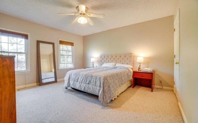 Pet-friendly Franklin Home ~ 21 Mi to Nashville!