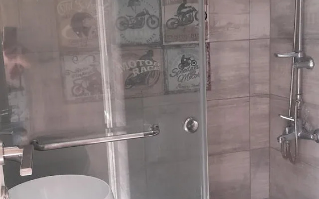 2 Bedroom Chalet in Kaslik,generator is Including