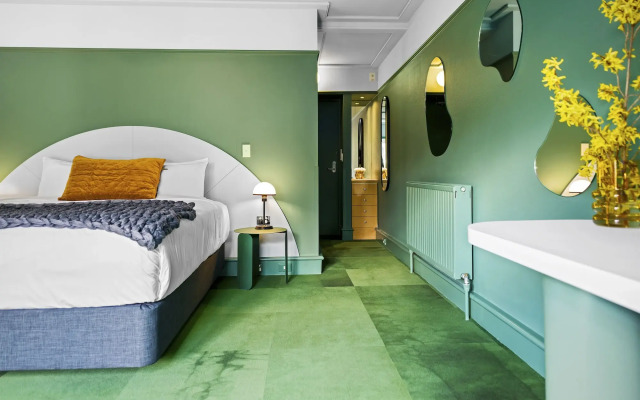 The Central Private Hotel by Naumi Hotels
