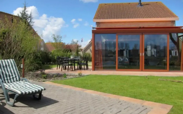 Bungalow in Breskens With Waterfront Jetty